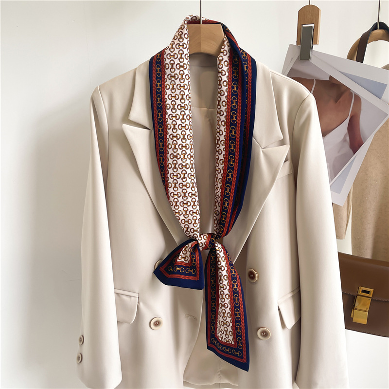 2026 Women's Silk Feel Printed - Face Scarf Mask 评论和价格
